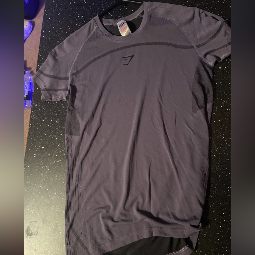 Gymshark 315 seamless tee Men’s size Medium